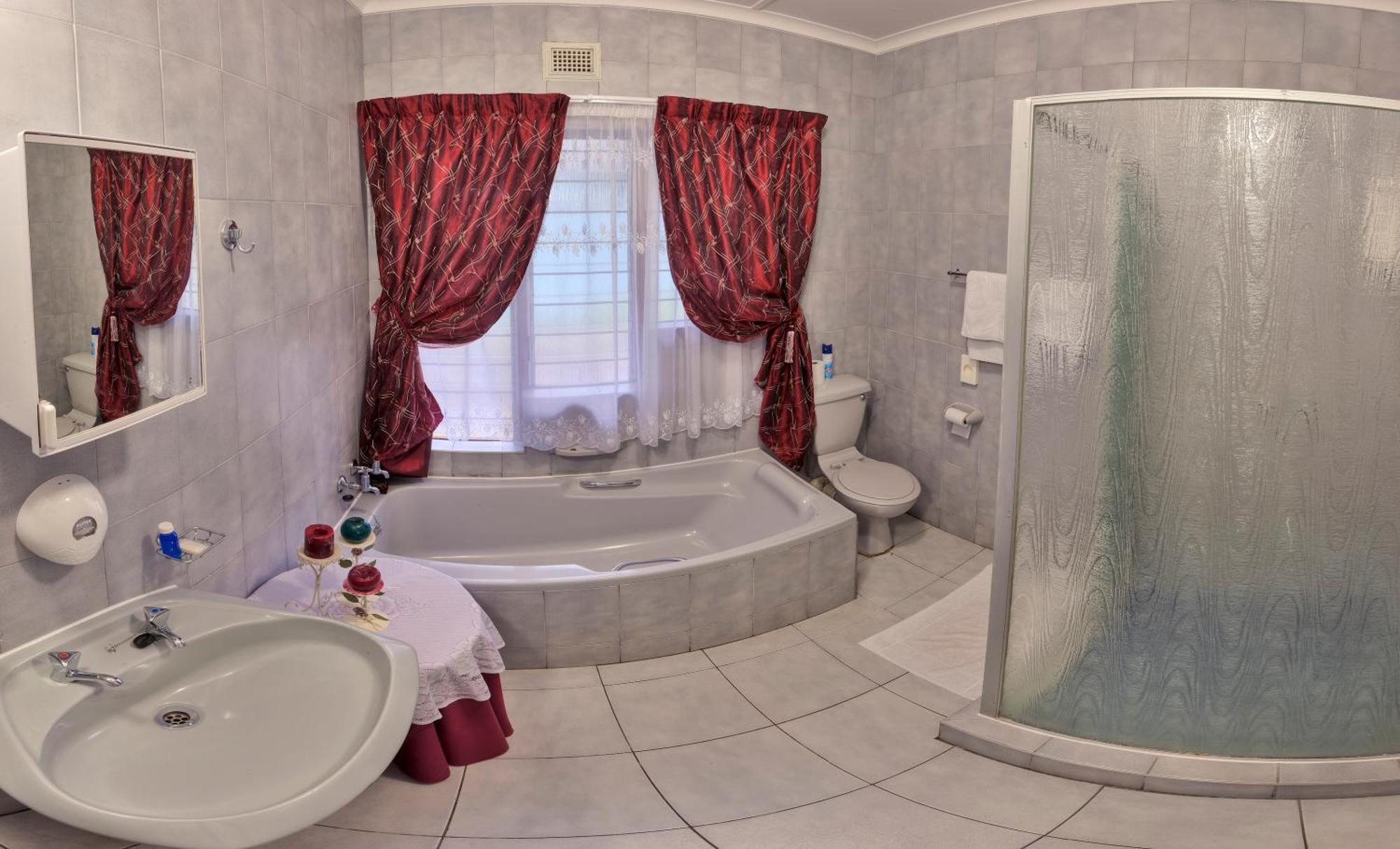 La Rochelle Inn Richards Bay Extérieur photo