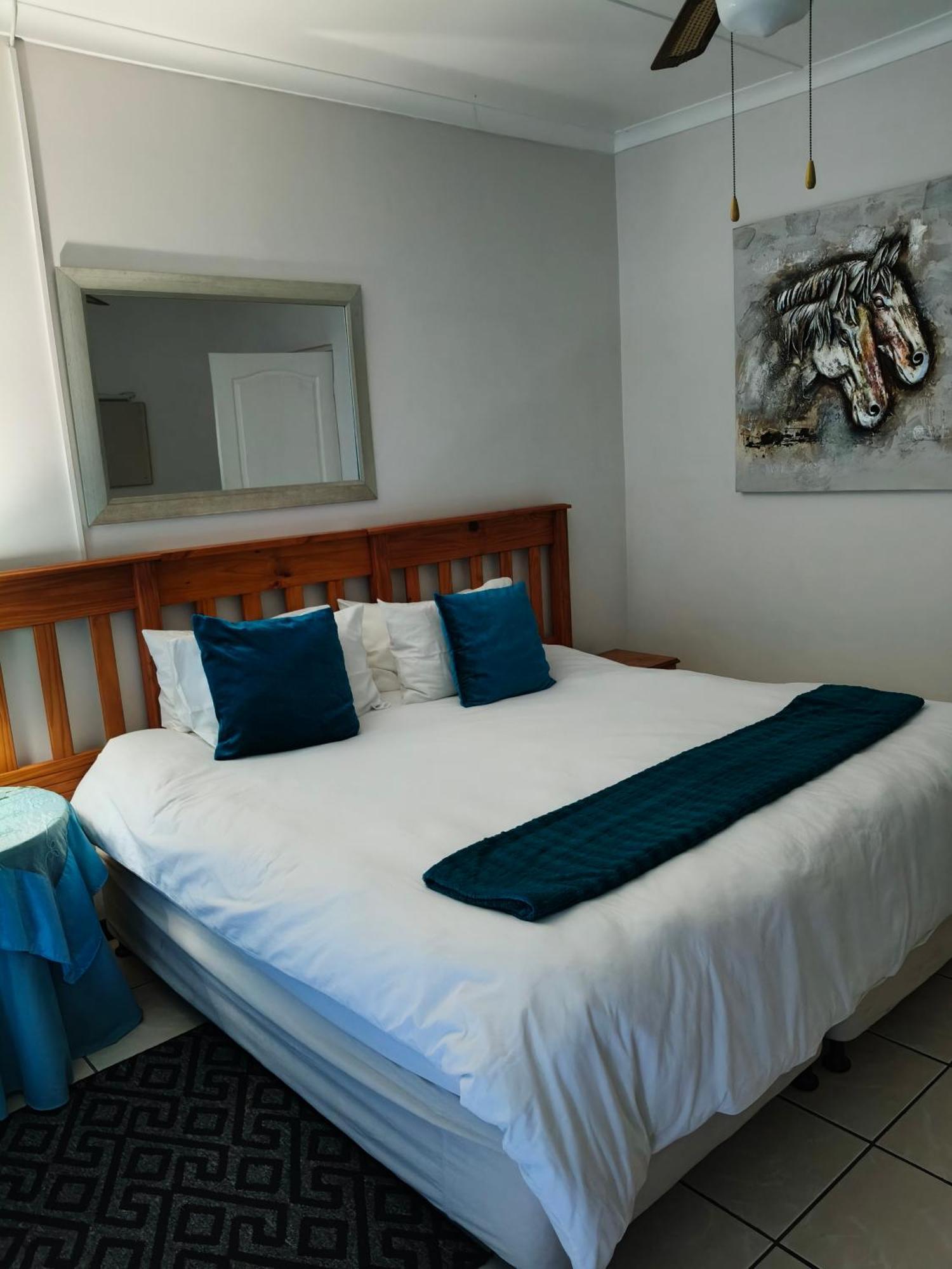 La Rochelle Inn Richards Bay Extérieur photo