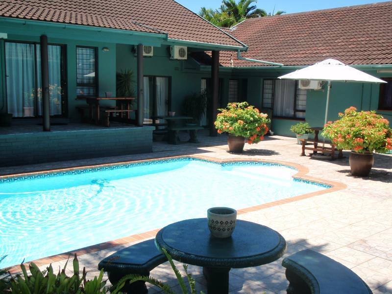 La Rochelle Inn Richards Bay Extérieur photo