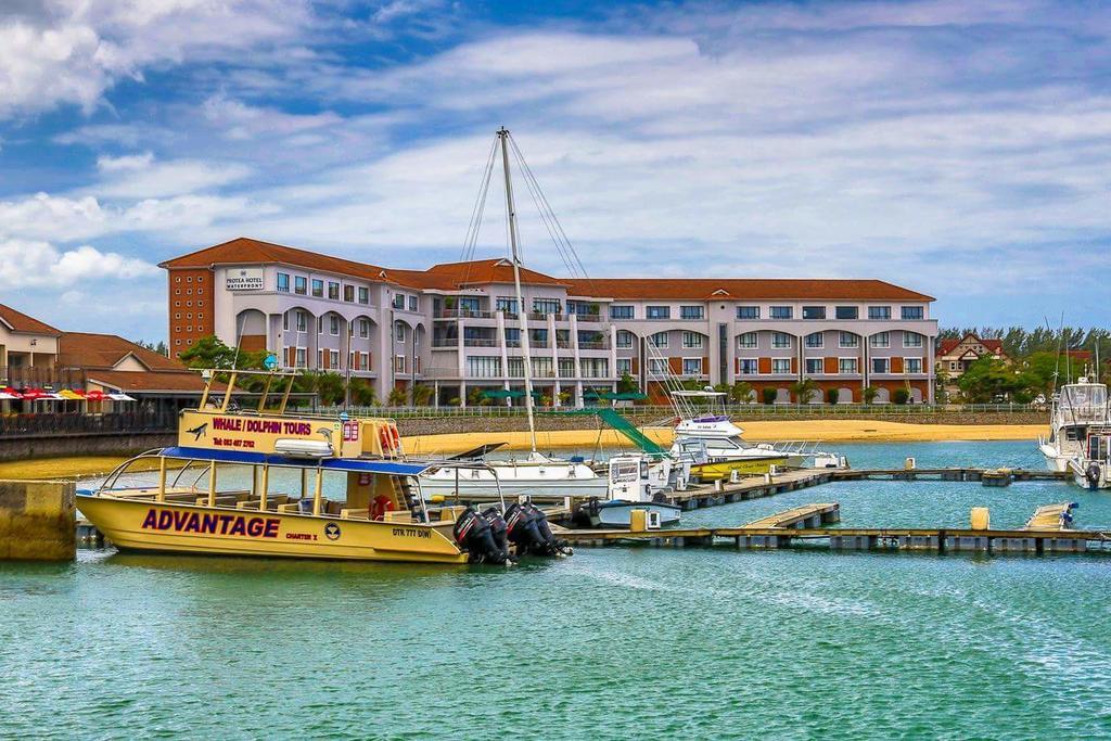La Rochelle Inn Richards Bay Extérieur photo