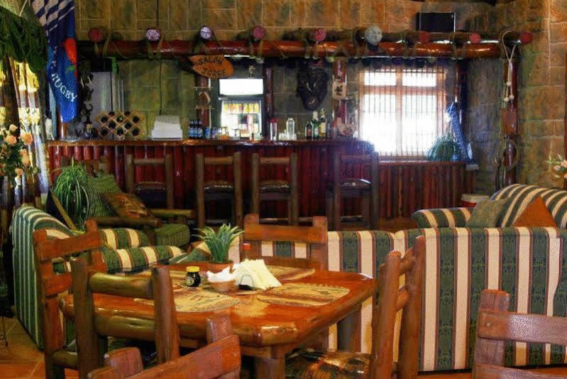 La Rochelle Inn Richards Bay Extérieur photo